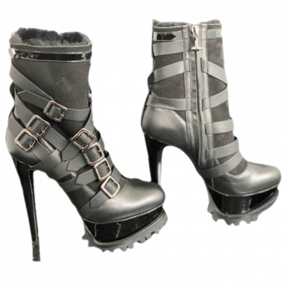 Phillip Plein platform ankle boots. Size 37